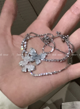 彩色小众2024年新款蝴蝶手链精致