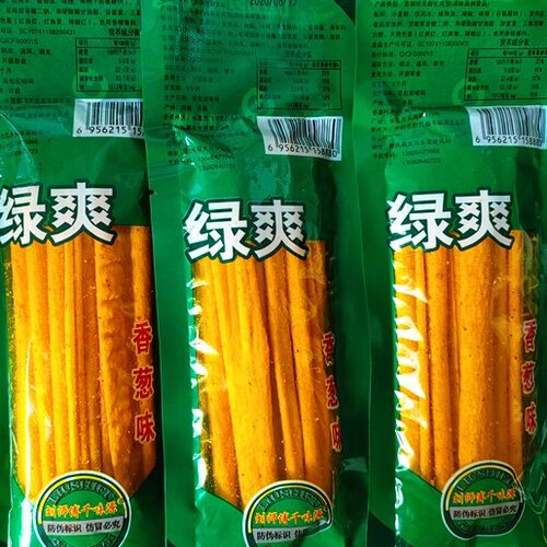 千味源绿爽16克麻辣条校园辣棒零食酒鬼辣片8090儿时怀旧童年记忆 - 图3