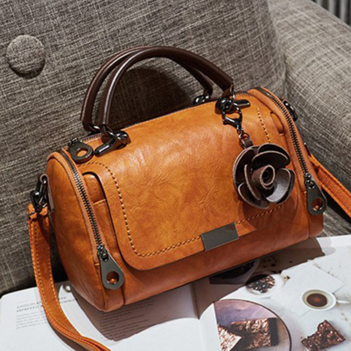 正品牛皮2020新款韩版波士顿枕头包 朵唯名品 香港代购店女士包袋