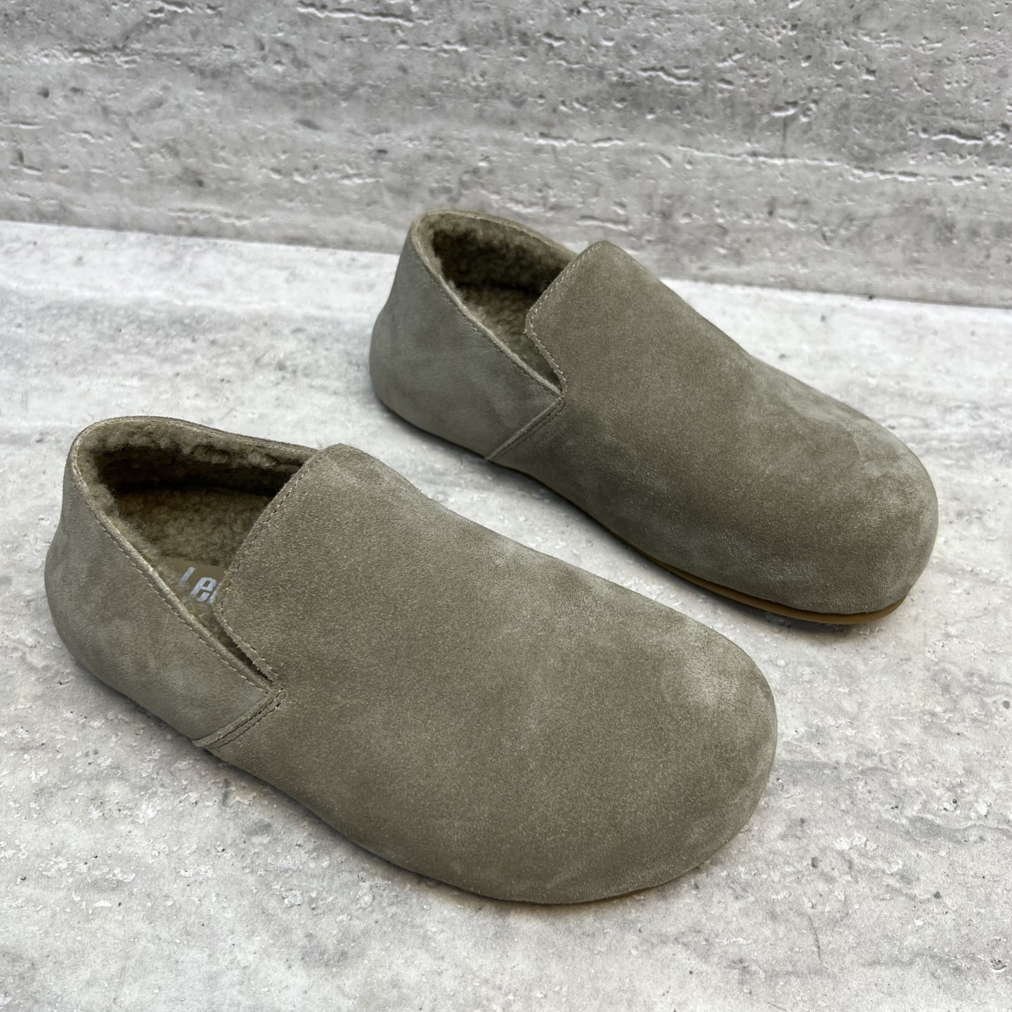 乐魔女鞋2025冬季新款欧货磨砂皮加绒保暖一脚蹬平底奶奶鞋棉鞋女,淘宝优惠券,粉丝福利购,淘宝优惠卷