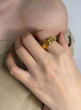 极简钛钢质感冷淡风金属实心戒指小众设计不规则光面指环夜店风