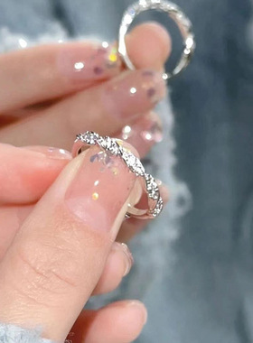 2025小清新开口可调节女麻花缠绕款食指戒素圈轻奢小众气质简约