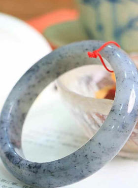 天然和田玉青花籽料手镯