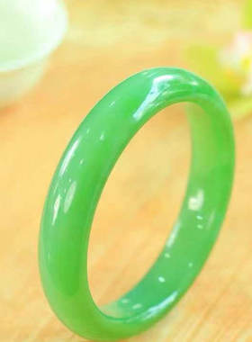 天然和田玉碧玉手镯女款