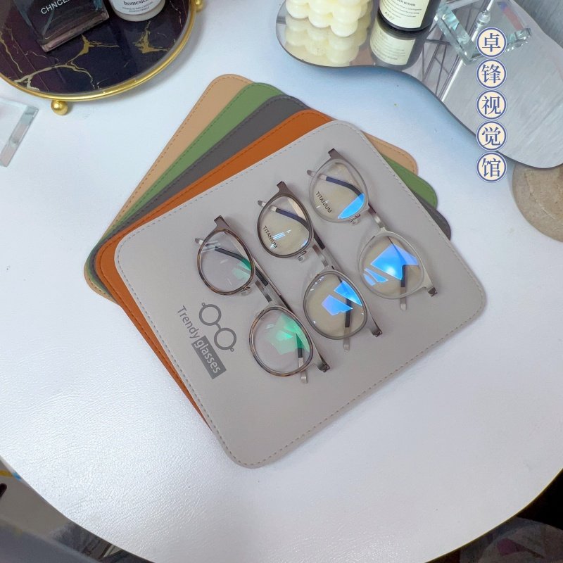 新品双面复古皮革软木眼镜店展示高档垫墨镜眼镜垫装饰陈列柜道具,淘宝优惠券,粉丝福利购,淘宝优惠卷