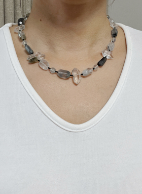 原创 天然蓝灰兔毛海蓝宝小众设计感项链