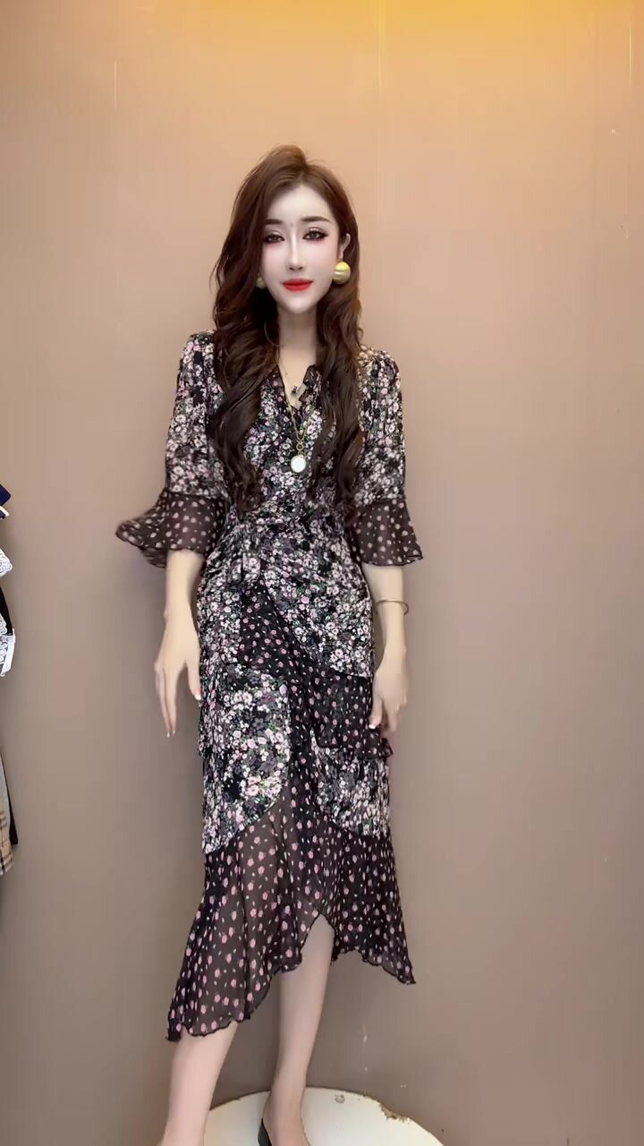 网红爆款时尚复古碎花连衣裙女夏季新款收腰显瘦小众别致雪纺裙潮,淘宝优惠券,粉丝福利购,淘宝优惠卷