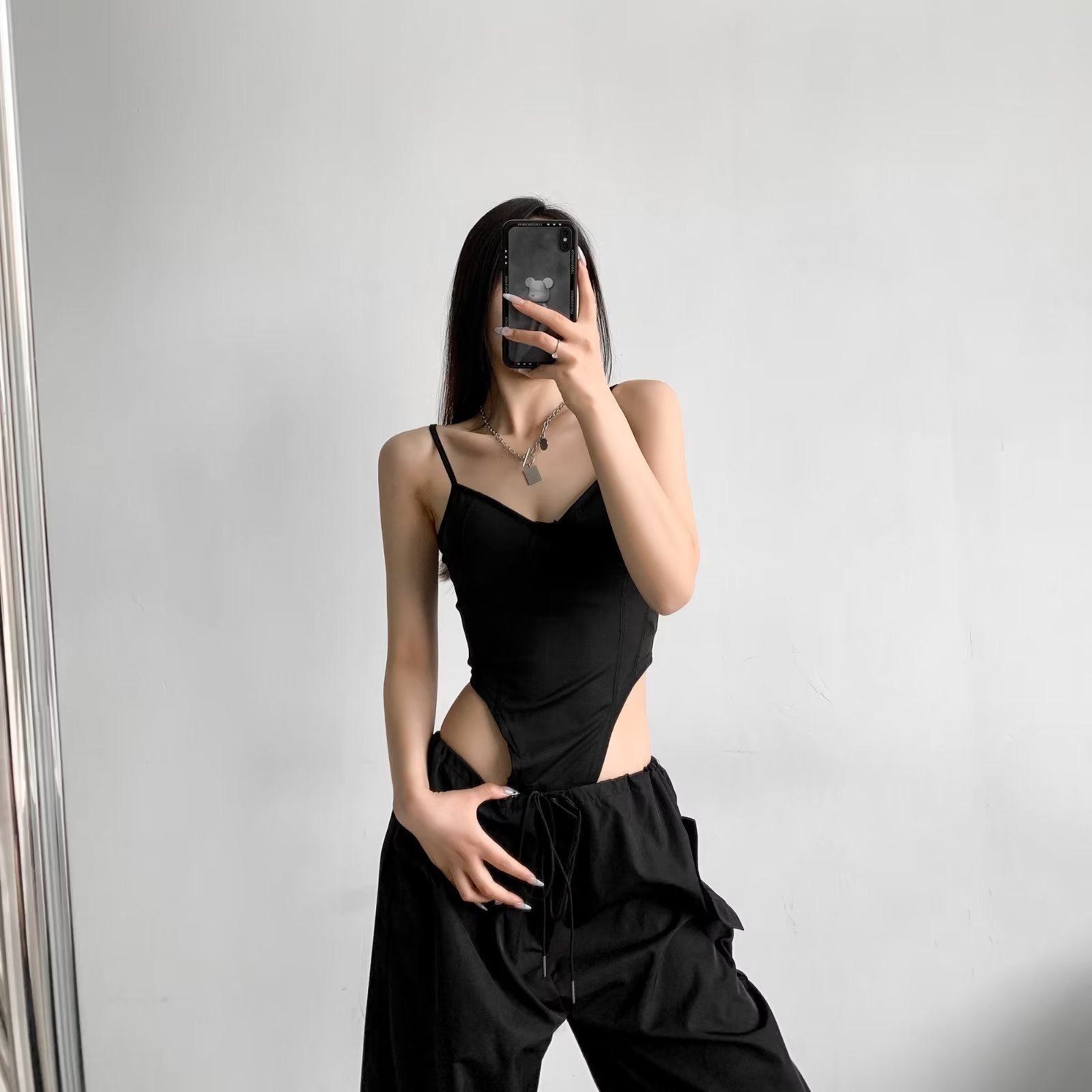 辣妹性感女背心无袖露背胸型短款小吊带深V领清凉短款上衣内搭衫,淘宝优惠券,粉丝福利购,淘宝优惠卷