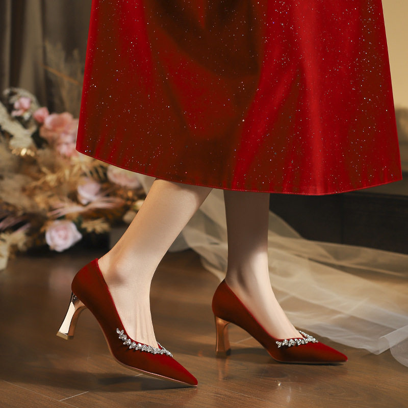 秀禾婚鞋女粗跟结婚新娘2025年新款新中式红色敬酒高跟鞋大码4142,淘宝优惠券,粉丝福利购,淘宝优惠卷