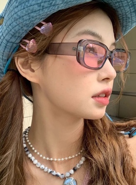 成功入坑嘻哈透灰腮红粉小方框太阳镜砂绿紫小红书个性欧美墨镜女