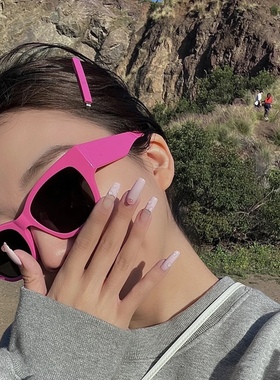 清爽海边沙滩白框黑片复古墨镜小脸遮阳防紫外线太阳镜少女粉红蓝