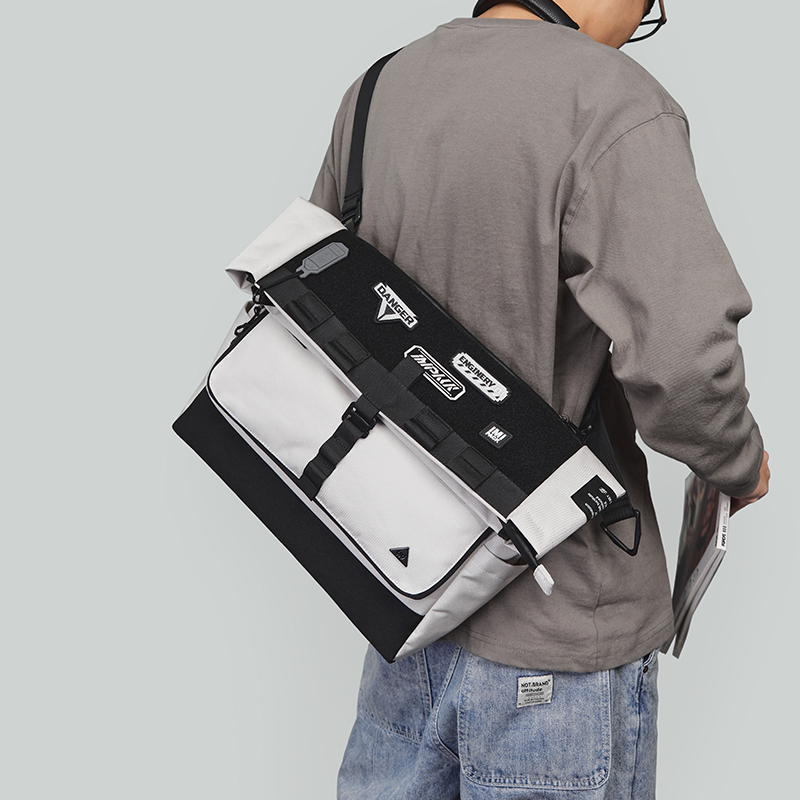 iMipack原创大容量斜挎包男女生机能电脑包多功能两用单肩邮差包 - 图0