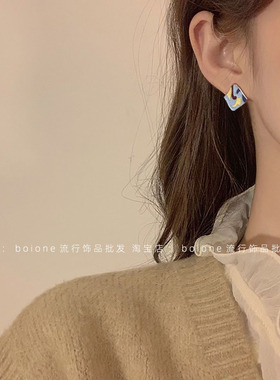 【实拍】小众艺术感涂鸦几何耳夹