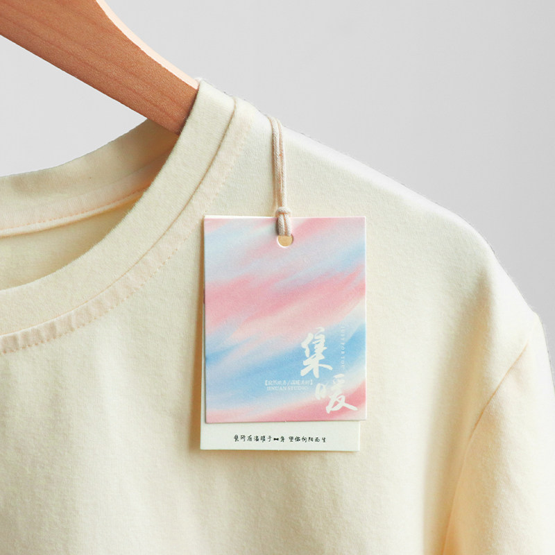 高档吊牌定制logo套装挂牌女装衣服服装店牌子吊卡定做标签订做高端轻奢吊牌设计