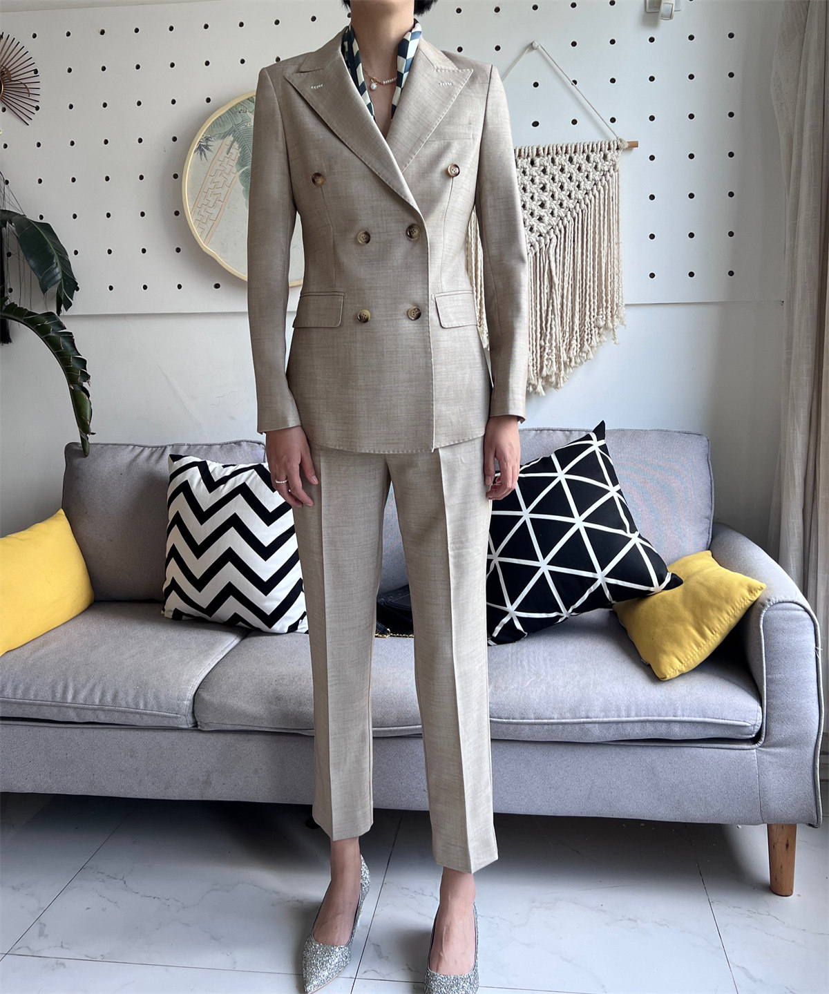 商务套装女2024新款麦芽糖色女西装两件套薄款高级感正装职业修身,淘宝优惠券,粉丝福利购,淘宝优惠卷