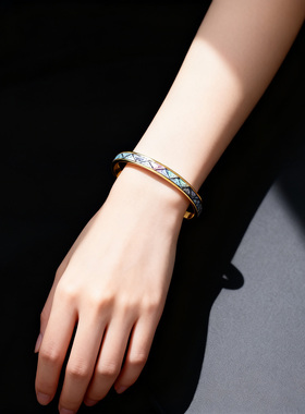 高级简约不锈钢稀有蛇皮手环