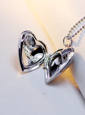 字母可以放照片项链心形情侣吊坠