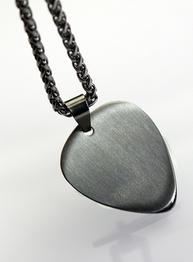 哪吒痛仰乐队项链钛钢定制学生