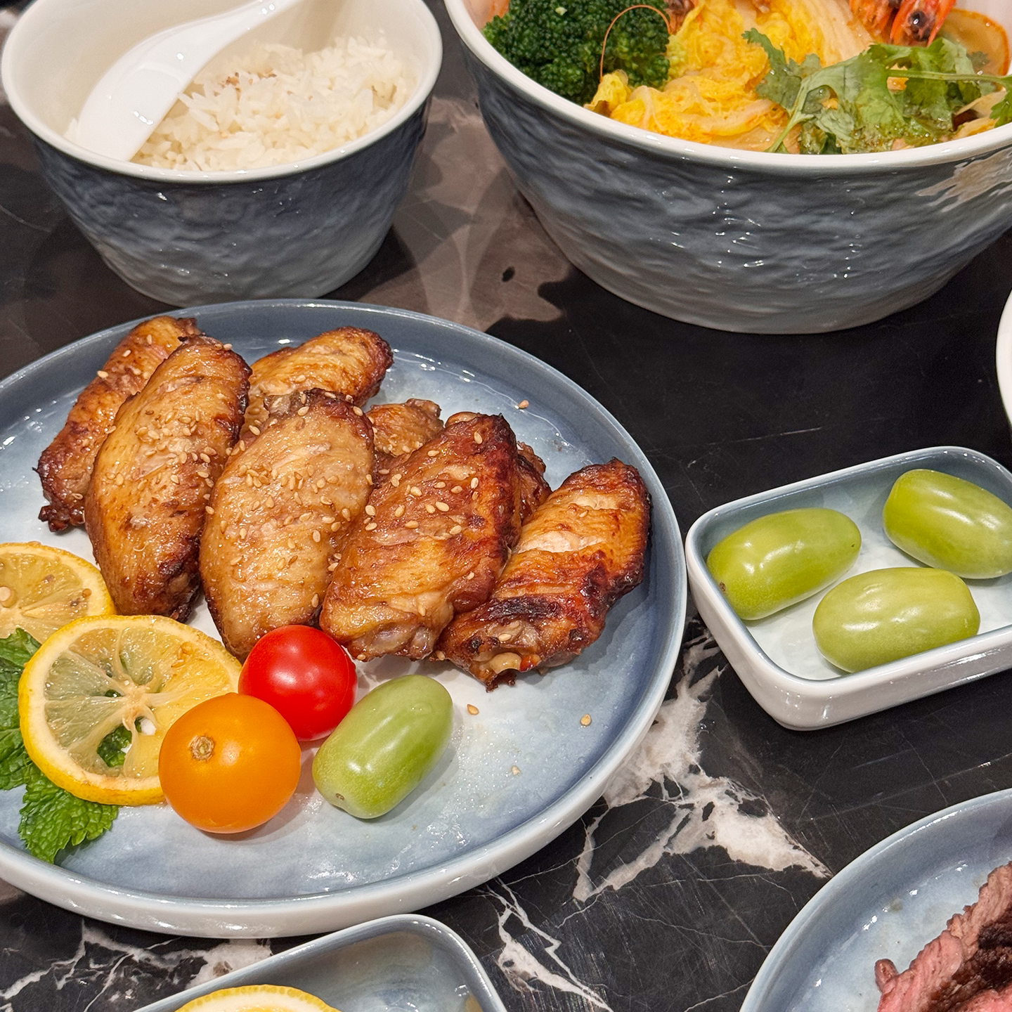 碗碟套装家用2026新款釉下彩餐具日式渐变风乔迁新居礼物碗具组合