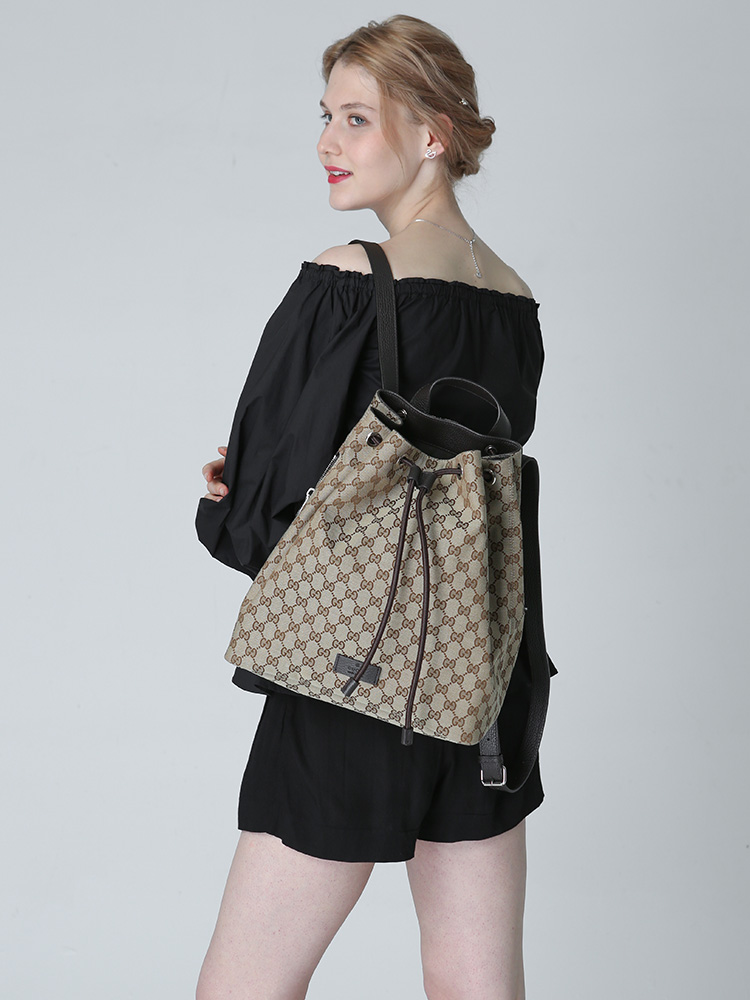 客邻尚品海外旗舰店Gucci/古驰古奇女士新款抽绳印花帆布双肩背包水桶包1