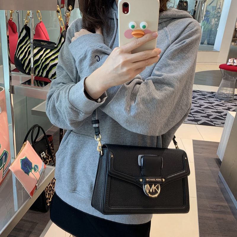 客邻尚品海外旗舰店Michael Kors/MK女包翻盖单肩斜挎包新款Jessie中号酒神包邮差包3