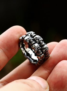 双层骷髅复古钛钢戒指洗水不掉色
