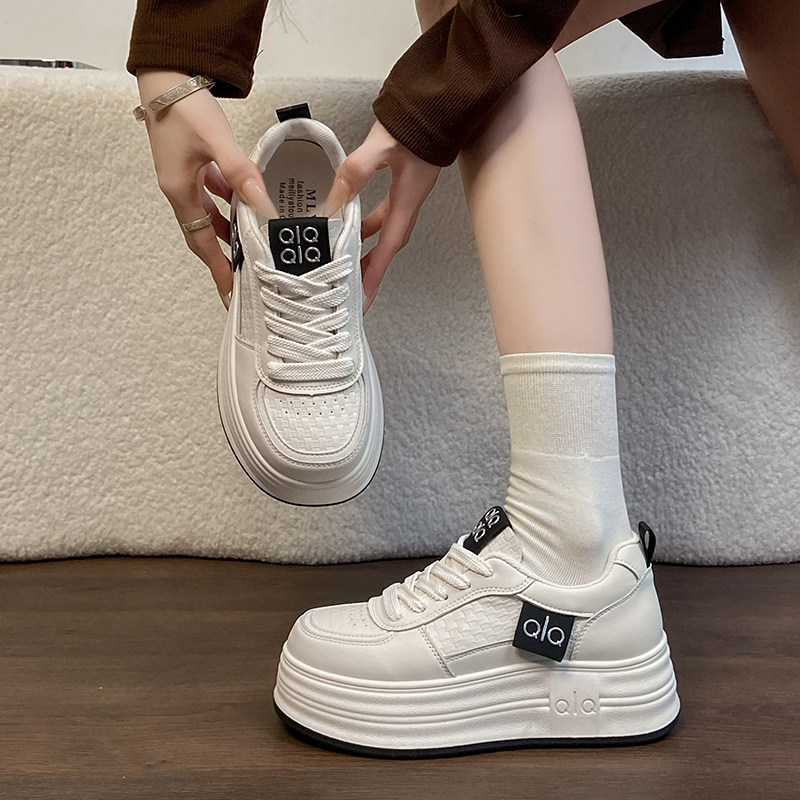 赵露思同款厚底小白鞋女2026春季新款增高松糕休闲板鞋百搭面包鞋,淘宝优惠券,粉丝福利购,淘宝优惠卷