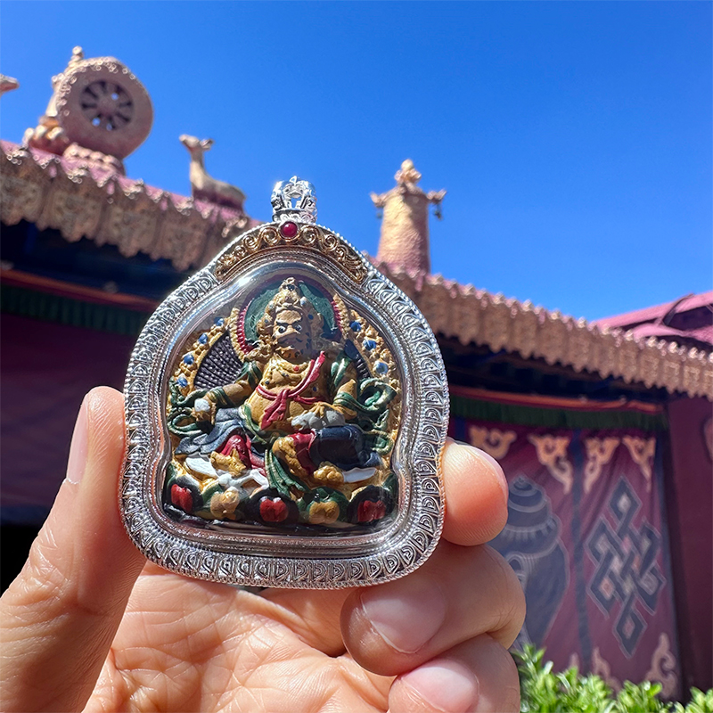 西藏彩绘药善泥手绘擦擦银壳大黑天黄财扎基拉姆黑财绿度佛牌吊坠 - 图0