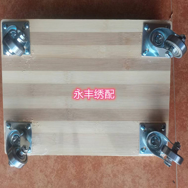 ເຄື່ອງຖັກແສ່ວສາມາດປ່ຽນເສັ້ນດ້າຍໄດ້ໂດຍບໍ່ຕ້ອງຕິດຢູ່ໃນລໍ້ ແລະປ້ອງກັນບໍ່ໃຫ້ເສັ້ນດ້າຍຕິດກັນ.