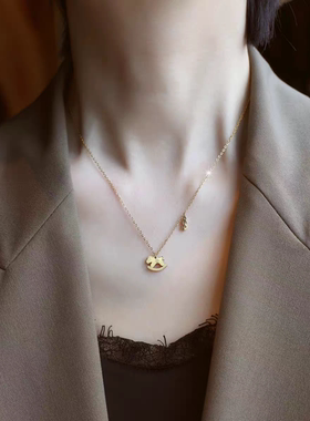 马上有钱项链女钛钢不掉色小众设计感金色小木马吊坠项链锁骨链