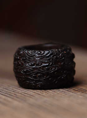 沉香木雕刻貔貅扳指环龙