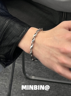 菱形钛钢手链潮流高级感