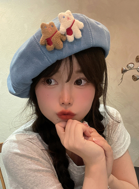 贝雷帽出游甜美可爱女秋可爱小熊