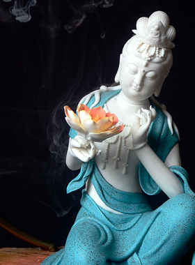 禅意持莲观音陶瓷新中式风摆件