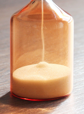 彩色玻璃客厅沙漏生日礼物创意