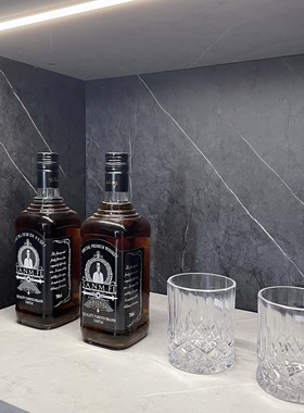 简约现代酒柜软装家居摆件饰品