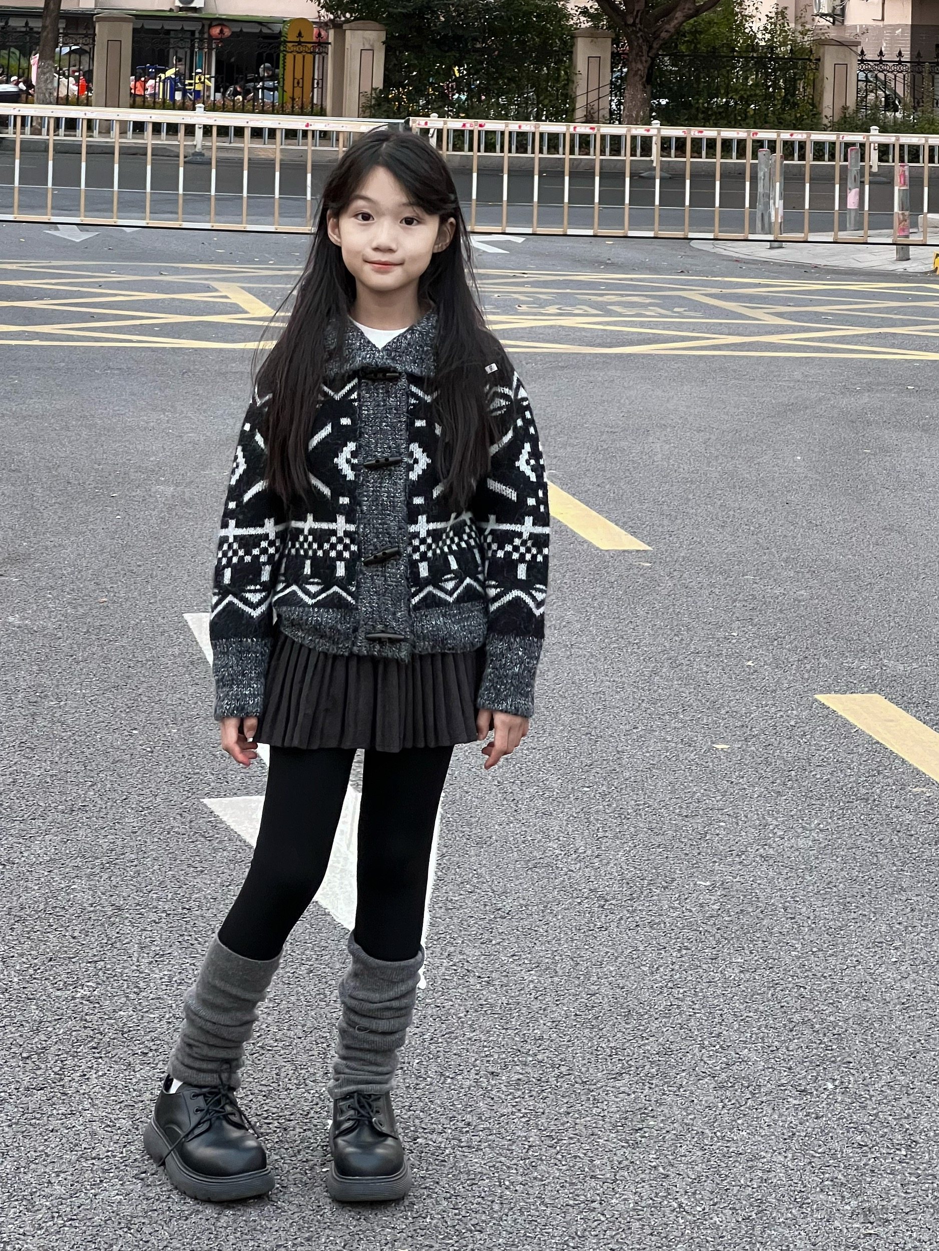 吉小可2025女童费尔岛毛衣秋冬新款开衫女孩洋气针织外套短裙套装,淘宝优惠券,粉丝福利购,淘宝优惠卷