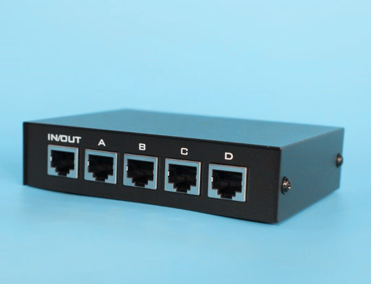 Genuine Maxtor MT-RJ45-4 4-port network sharer internal and external network switcher four-in and one-out RJ45 network card