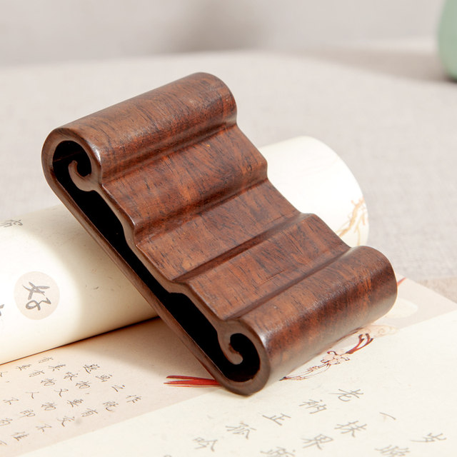 Handicraft mahogany carved Chinese solid wood bracket