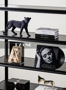 轻奢高端无障碍酒柜壁龛陈设