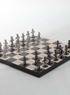 意式现代轻奢木质国际象棋摆件