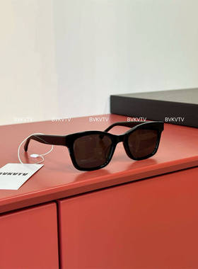 新款方框侧面字母太阳镜墨镜
