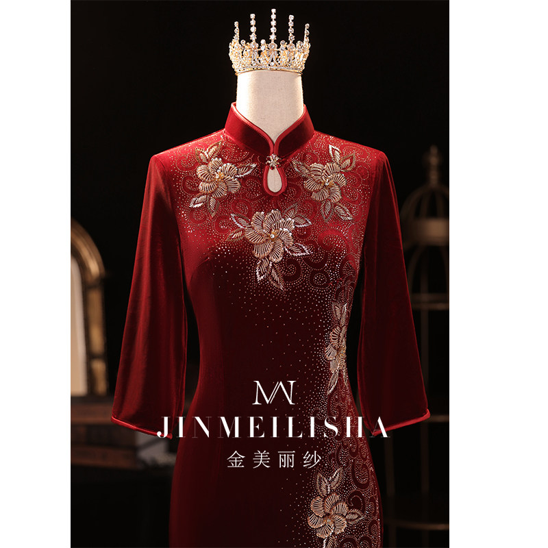 婚宴喜婆婆改良中式秋冬长袖旗袍 金美丽纱服饰旗袍