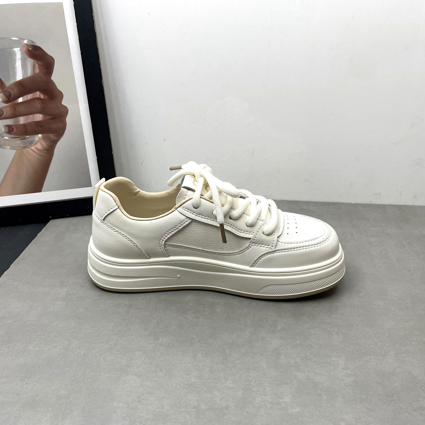 2026春季新款小白鞋平跟厚底防滑轻便学生休闲板鞋深口女士单鞋,淘宝优惠券,粉丝福利购,淘宝优惠卷