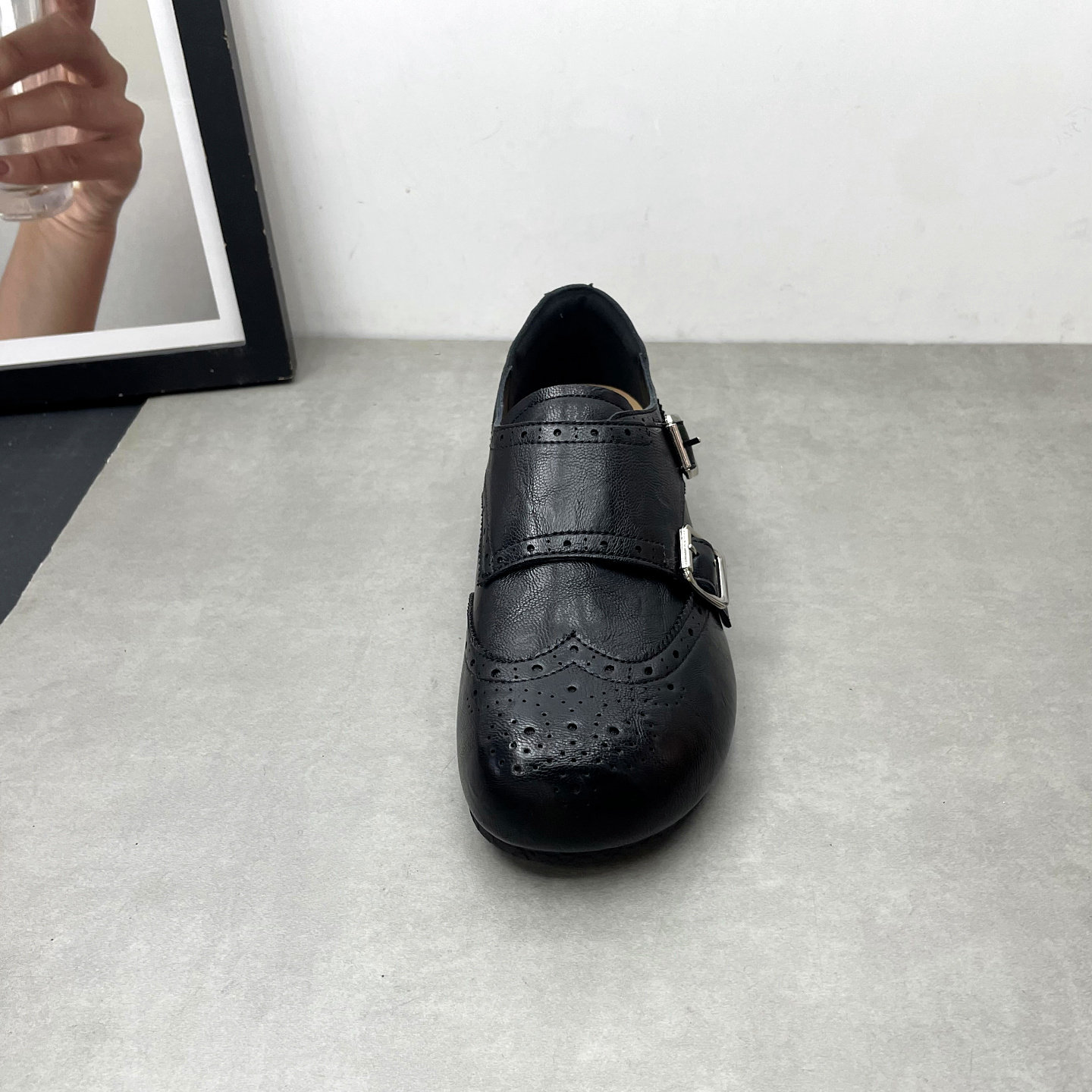 2026春季新款圆头深口一脚蹬英伦风雕花布洛克平底勃肯鞋女士单鞋,淘宝优惠券,粉丝福利购,淘宝优惠卷