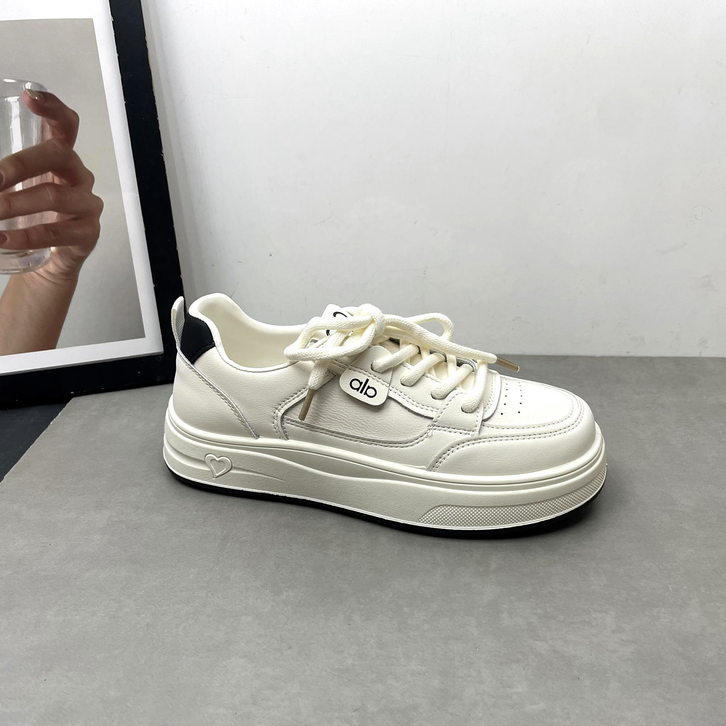 2026春季新款小白鞋平跟厚底防滑轻便学生休闲板鞋深口女士单鞋,淘宝优惠券,粉丝福利购,淘宝优惠卷