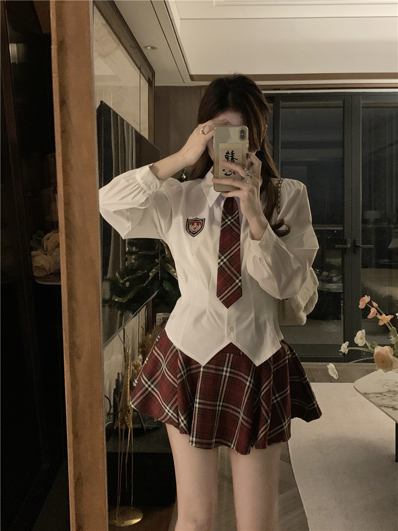 丸子少女春季甜辣炸街学院风JK制服泡泡袖长袖衬衫格子半身裙套装 - 图0