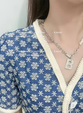 choker珍珠字母拼接街头风锁骨链