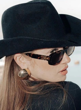 新款墨镜女辣妹时尚遮阳防晒显瘦小脸韩版高级感小红书潮酷太阳镜