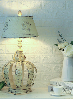 法式风乡村做旧铁艺皇冠杂货台灯